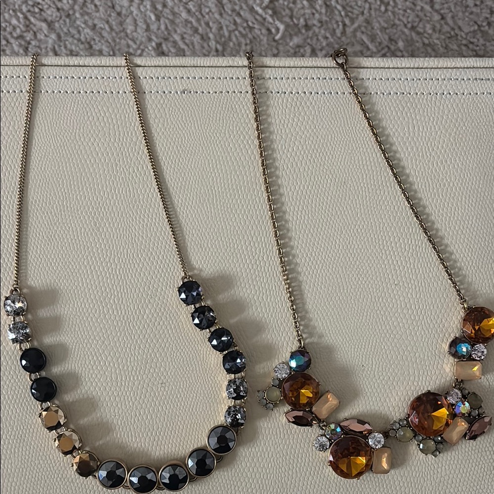 Elegant Black and Gold Necklace Set